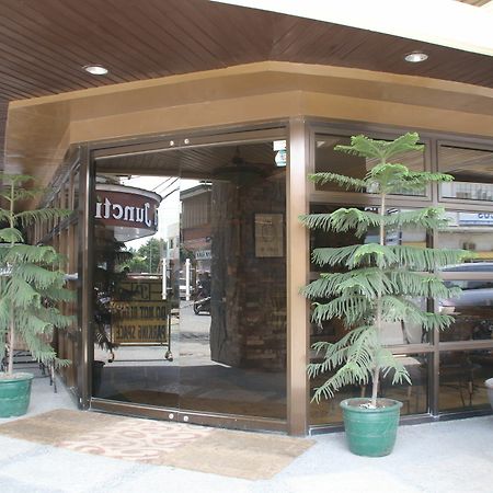罗萨斯总统酒店 罗哈斯城 外观 照片